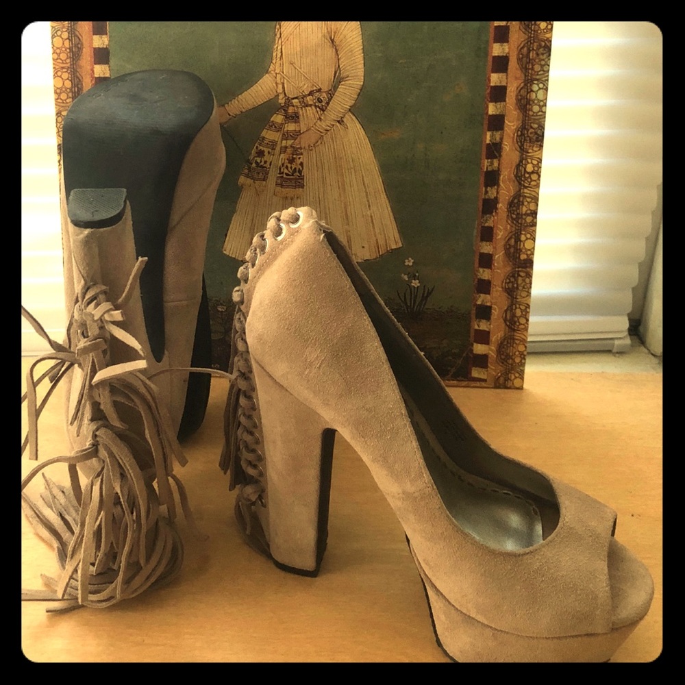 ⚠️MOVING OUT: Make best offer! Bebe Platforms